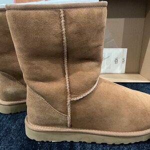 Women’s Ugg Boots Size 8